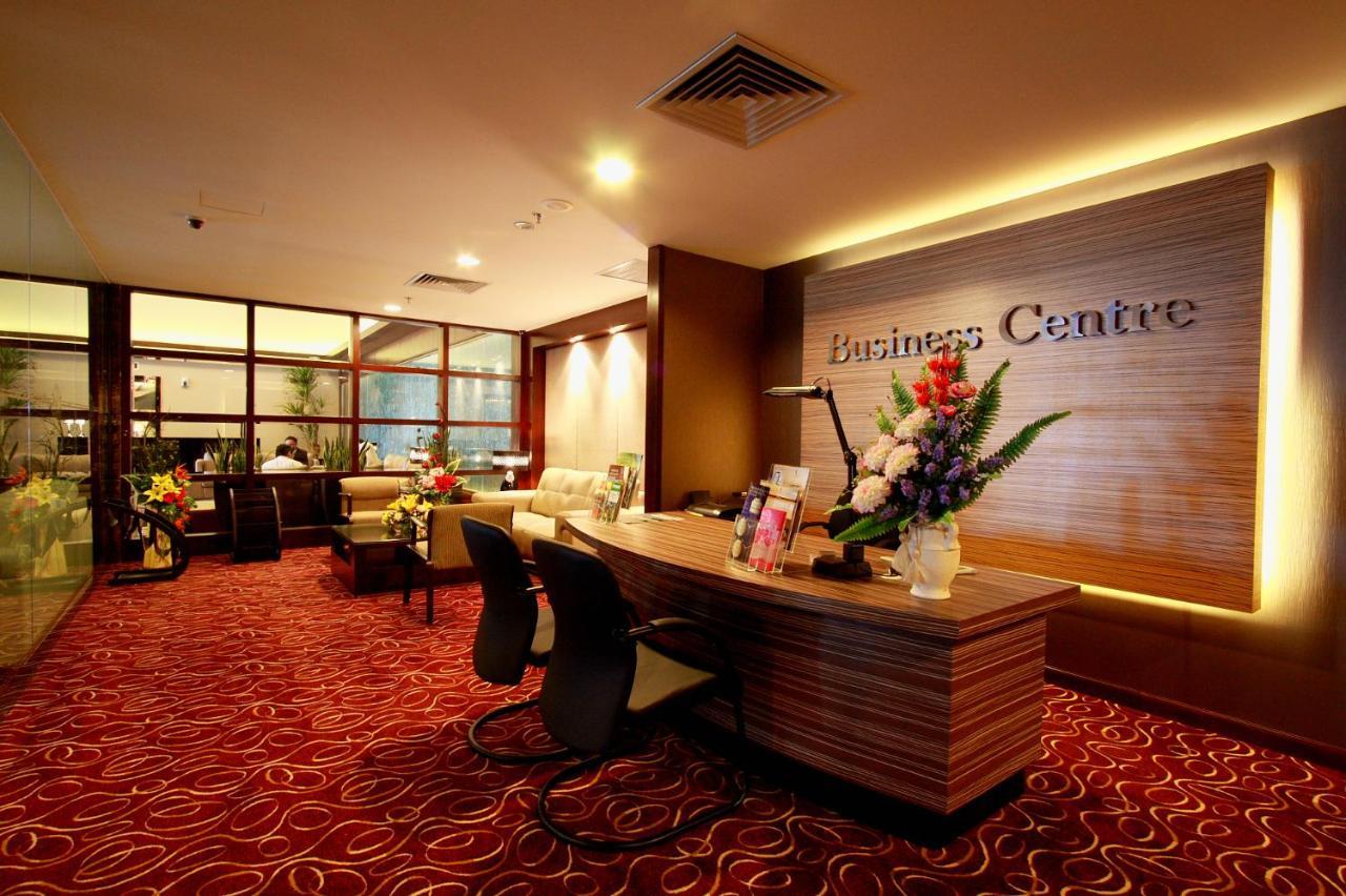 Grand Paragon Hotel Johor Bahru Bagian luar foto